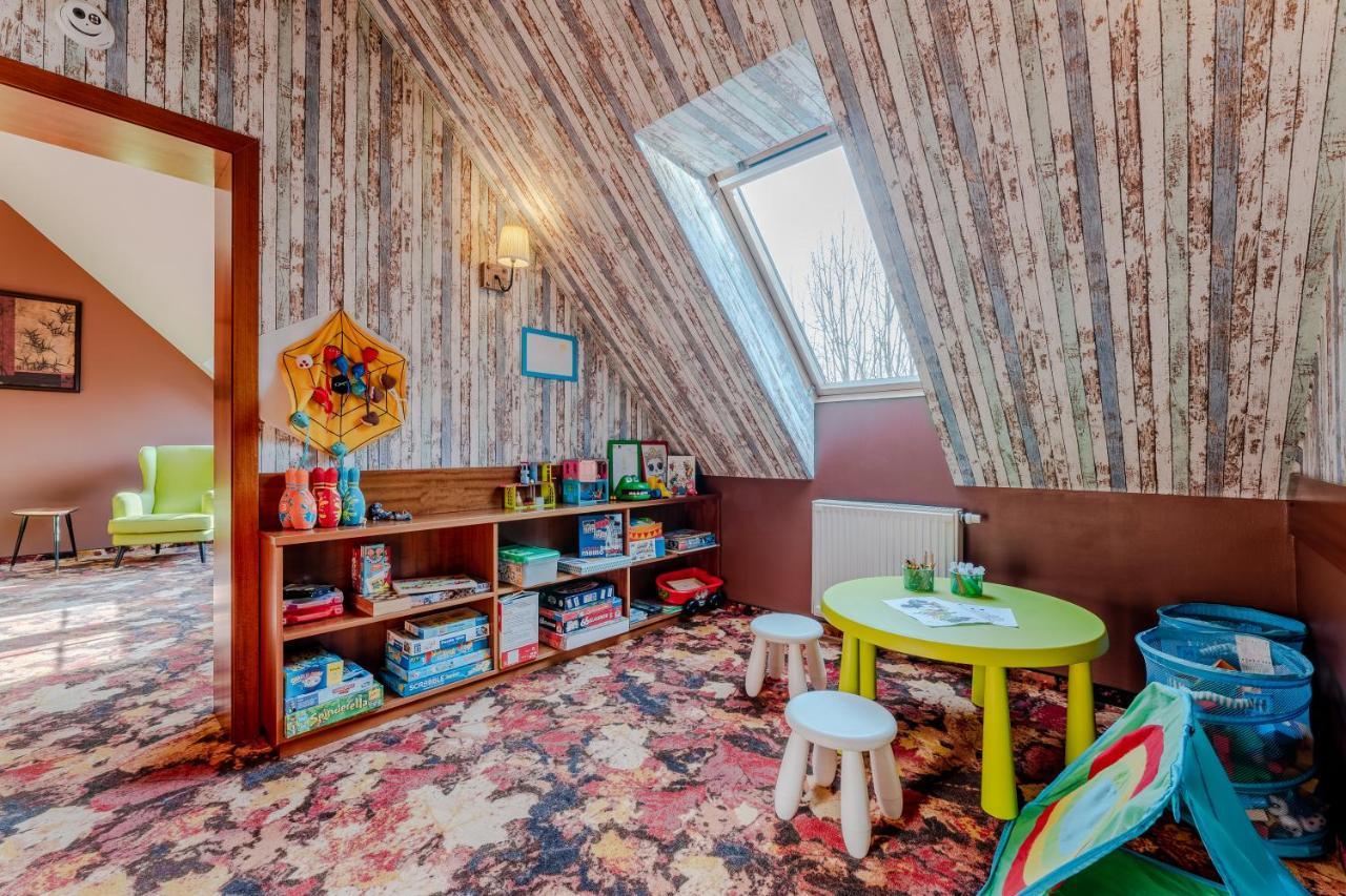 Hotel Lajta Park Mosonmagyaróvár Exteriör bild